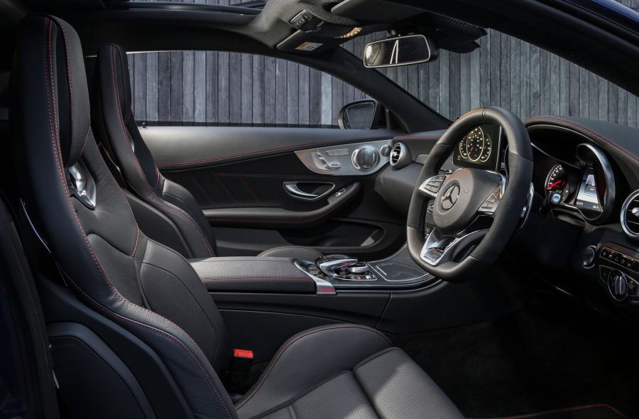 Интерьер Mercedes-AMG C43 4Matic Coupe 2016 года  (AU) (фото 9 из 30)
